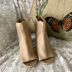 Report open toe heel booties